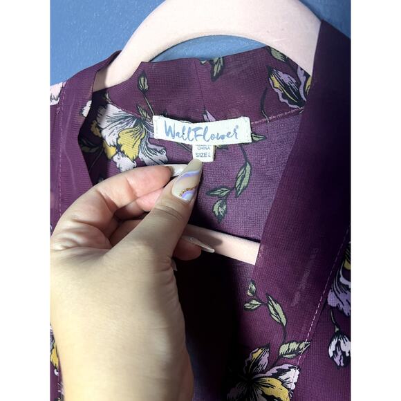Wall Flower Sheer Floral Kimono in Purple Sz Large for Vacation, Beach, Swimsuit - Picture 6 of 6